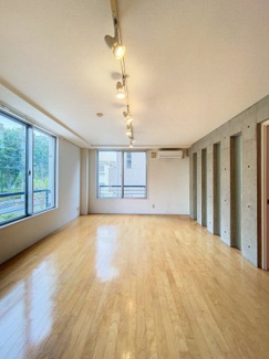 【居間・リビング】 | MODULOR三軒茶屋Ⅱ | ※同建物ほかのお部屋の写真です。