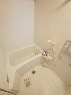 【浴室】 | MODULOR三軒茶屋Ⅱ | ※同建物ほかのお部屋の写真です。