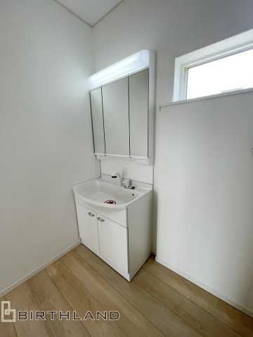 新築戸建・新築建売　いわき市泉町下川第8　泉小学校・泉中学校の独立洗面台