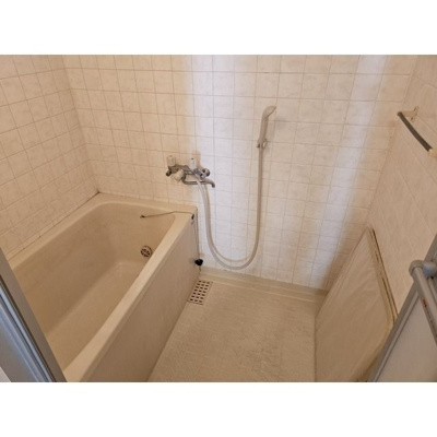 【浴室】 | アソシエール護国寺 | 落ち着いた空間のお風呂です