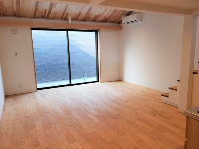 【居間・リビング】