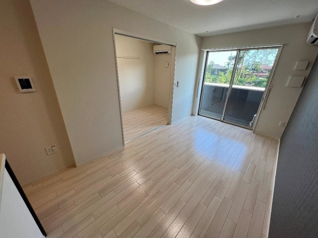 メゾン・ド・セイワ　Bの居間・リビング|リビング