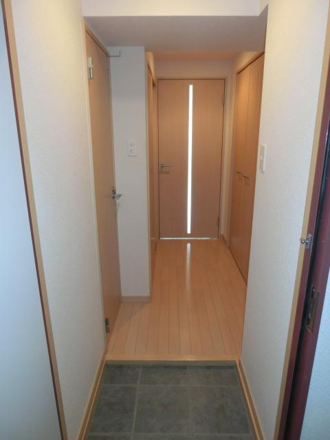 Bon hill 駅前の玄関|玄関