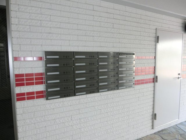 Bon hill 駅前のエントランス|Bon hill 駅前のエントランス