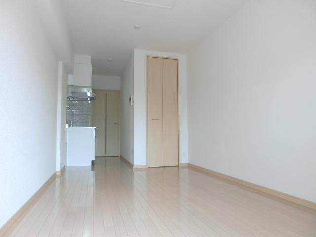 Bon hill 駅前|洋室