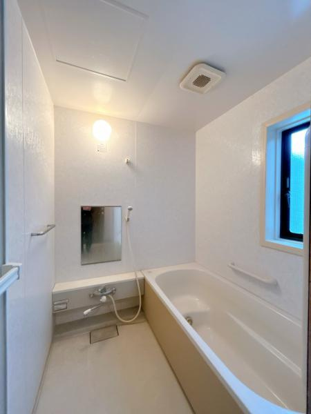 【No.7618】美萩野4丁目/4LDK/リフォーム中の浴室|ユニットバスは交換予定です