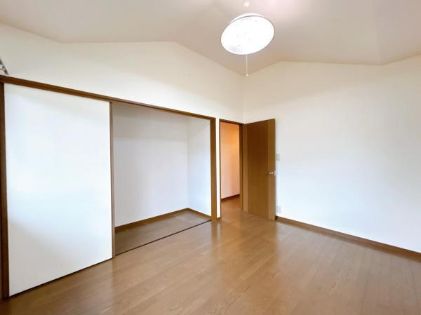 【No.7618】美萩野4丁目/4LDK/リフォーム中の洋室|2F6帖洋室