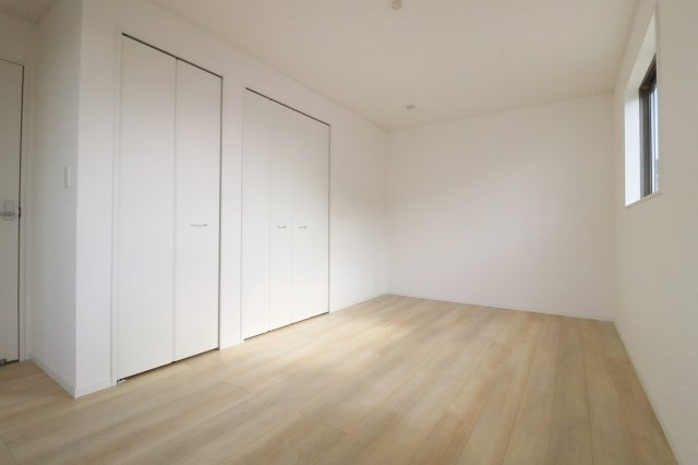 郡山市安積荒井2丁目第3　　　１号棟　　安積第１小学校、安積中学区の洋室|※同社施工例