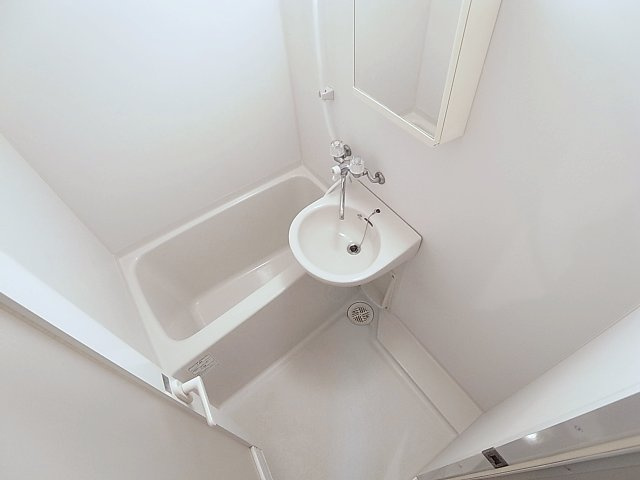 エルパラッツォ塚本の浴室|バスルーム、綺麗です