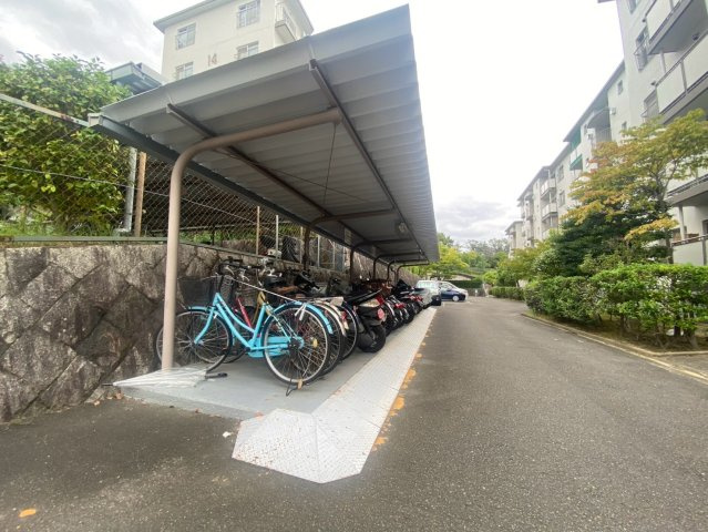 高槻塚原台ハイツ13号棟のその他共用部分