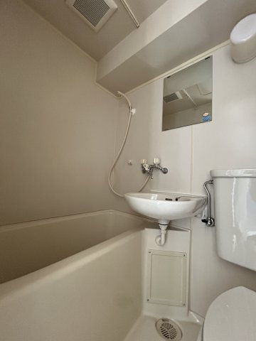 ＵＲＢＡＮ　ＶＥＧＡの浴室