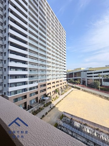 モントーレ香椎浜サーフタワーセンターコートの展望