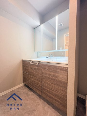 モントーレ香椎浜サーフタワーセンターコートの独立洗面台