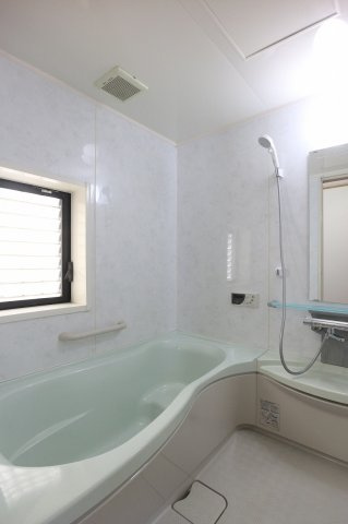 江戸川区谷河内2丁目一戸建の浴室|日々の暮らしに欠かせないお風呂です