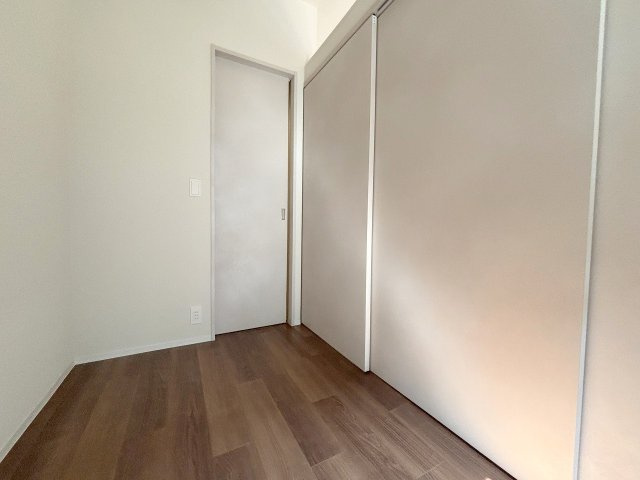 コンフォリア・リヴ新大阪西宮原ソルテラスの洋室