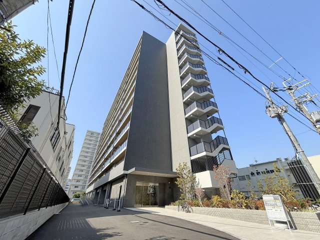 コンフォリア・リヴ新大阪西宮原ソルテラスの外観