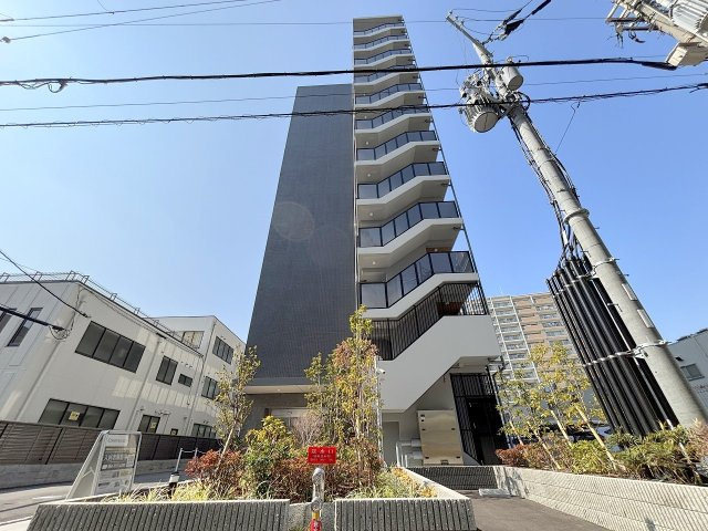 コンフォリア・リヴ新大阪西宮原ソルテラスの外観