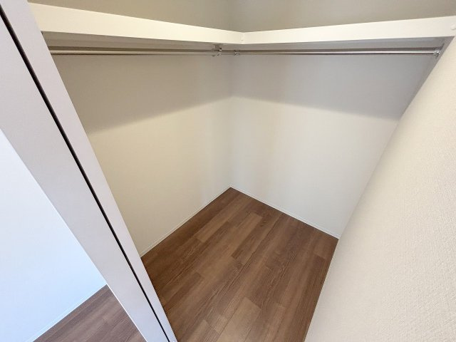 コンフォリア・リヴ新大阪西宮原ソルテラスの収納