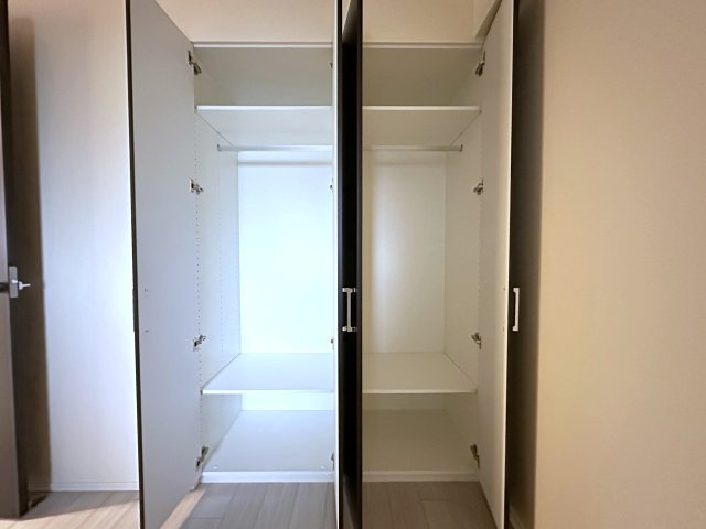 ワコーレ明石本町ラフィニティの収納