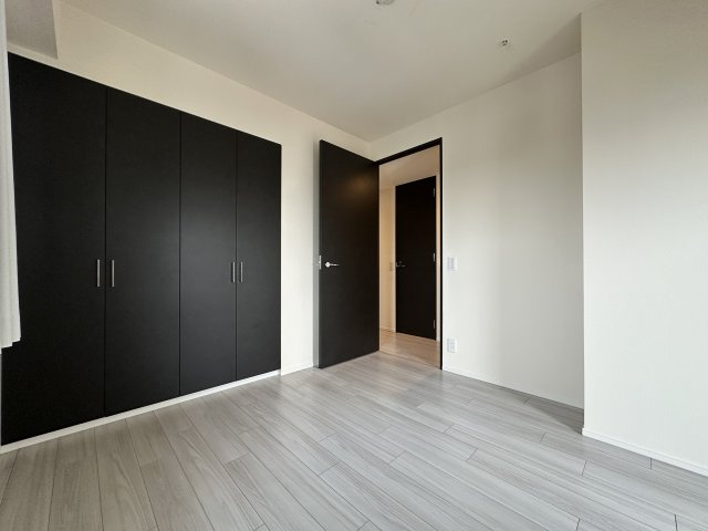 ワコーレ明石本町ラフィニティの洋室