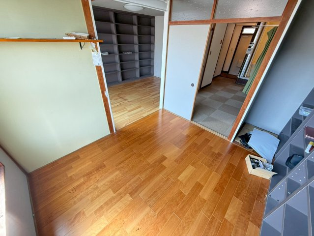 奈良コーポラスの居間・リビング