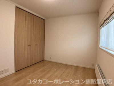 【洋室】 | 美原3丁目7-1売家 | 2階洋室6帖です