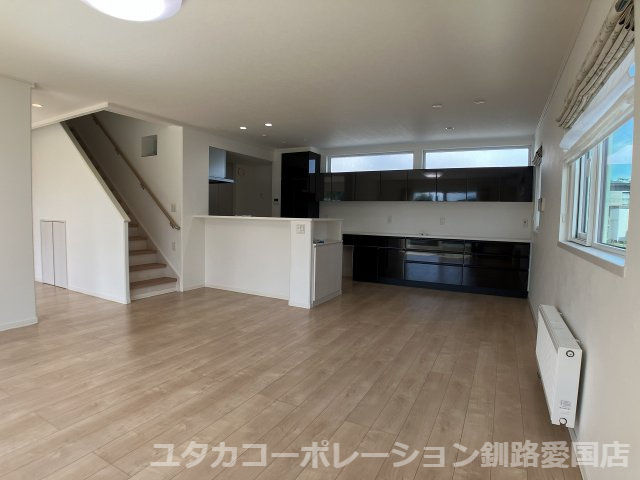 【居間・リビング】 | 美原3丁目7-1売家