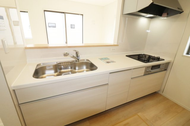 郡山市安積荒井2丁目第3　　　２号棟　　安積第１小学校、安積中学区のキッチン|※同社施工例