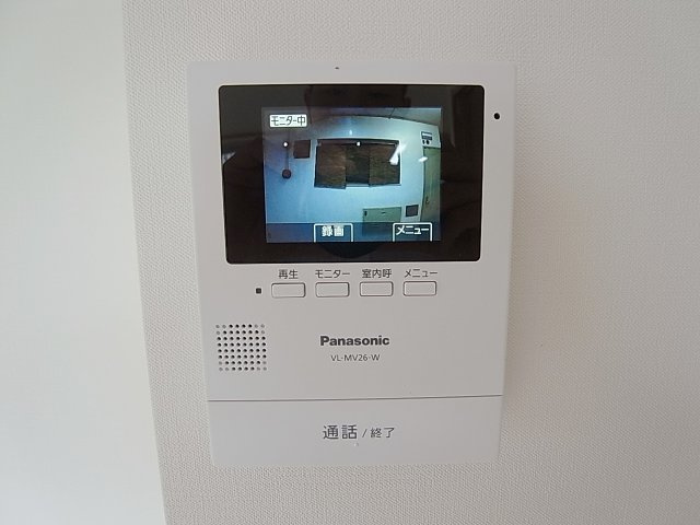 多聞コーポラスのセキュリティ|録画機能付きＴＶモニターフォンで顔が分かり安心