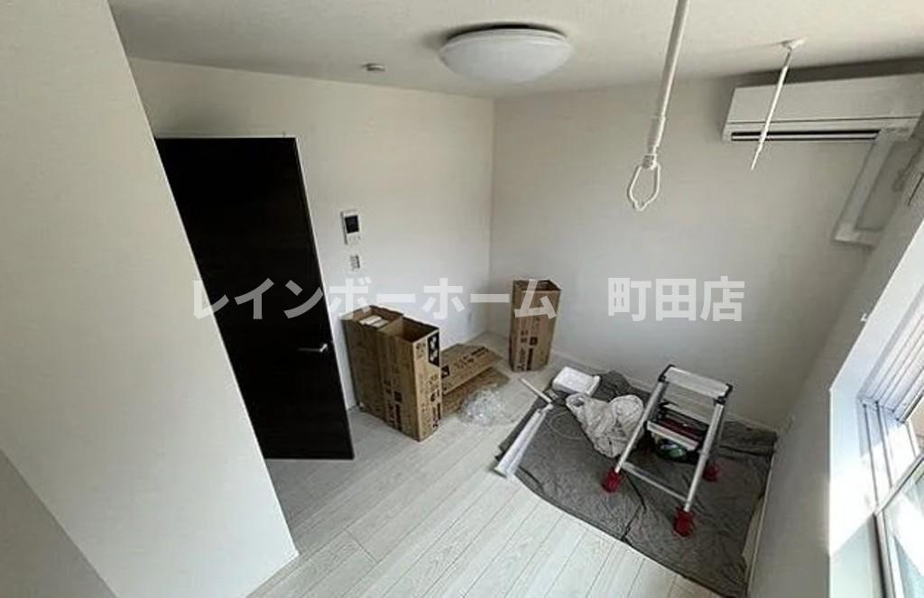 カインドネス相模大野West※初期費用分割あと払いサービス利用可能物件の居間・リビング|別部屋参考写真です