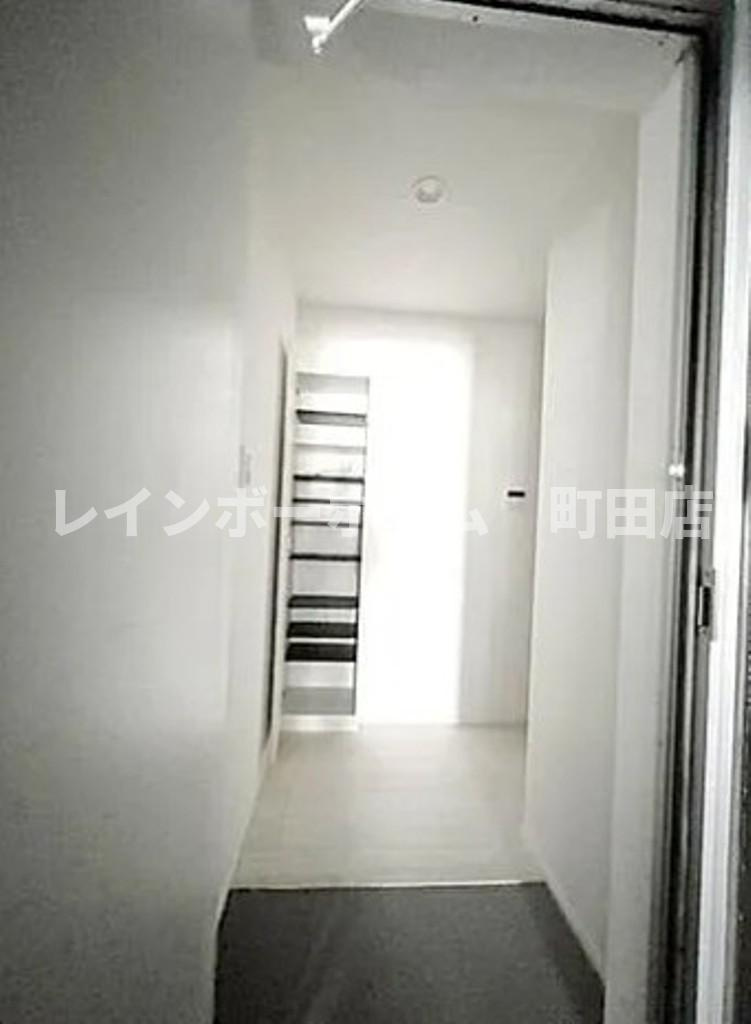 カインドネス相模大野West※初期費用分割あと払いサービス利用可能物件の玄関|別部屋参考写真です