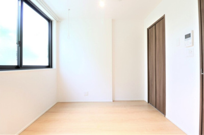 【洋室】 | エマーブル経堂
