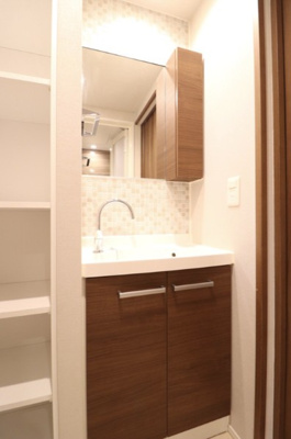 【独立洗面台】 | エマーブル経堂