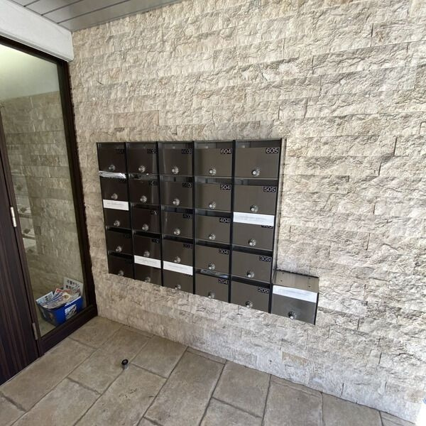 コートデリヴィエール上飯田のエントランス