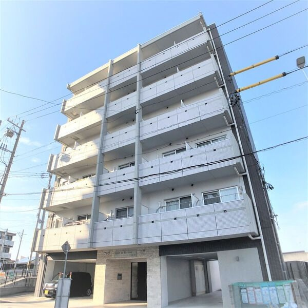 コートデリヴィエール上飯田の外観