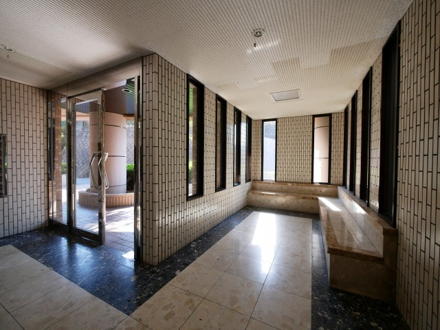 グレイス太宰府のロビー|別号数タイプ