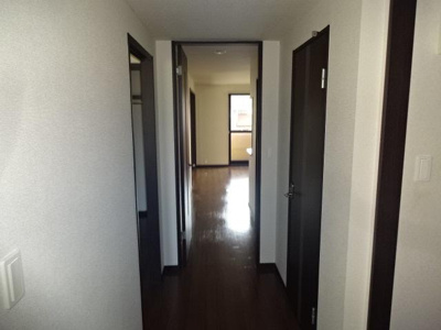 【内装】 | プラッツ・ユーⅠ | 廊下（イメージ）