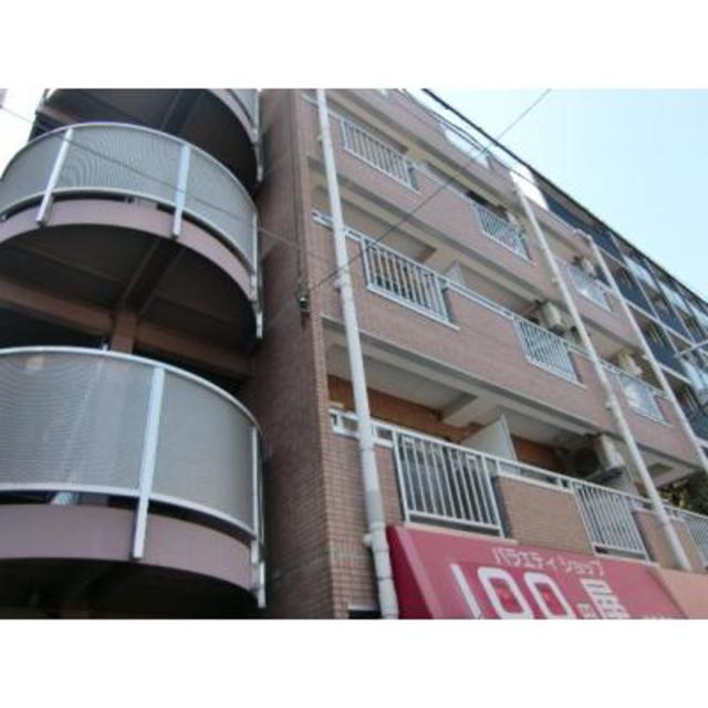 シャルム白楽の外観