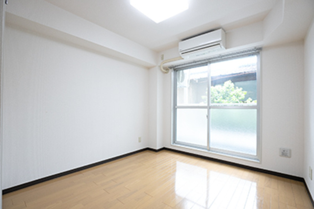 シャルム白楽の居間・リビング|※写真は同タイプ住戸です。