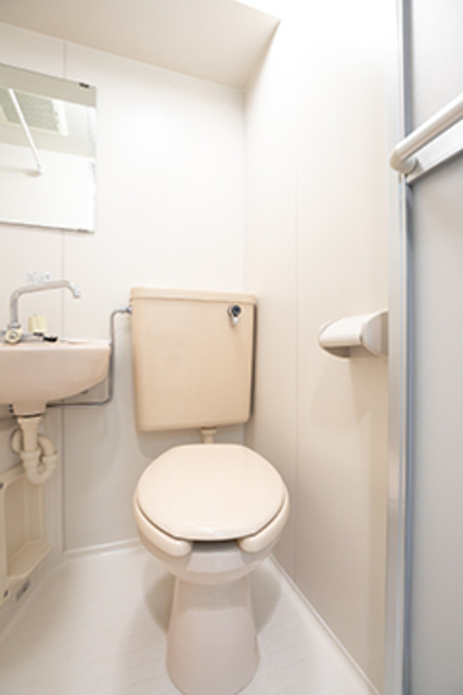 シャルム白楽のトイレ|※写真は同タイプ住戸です。