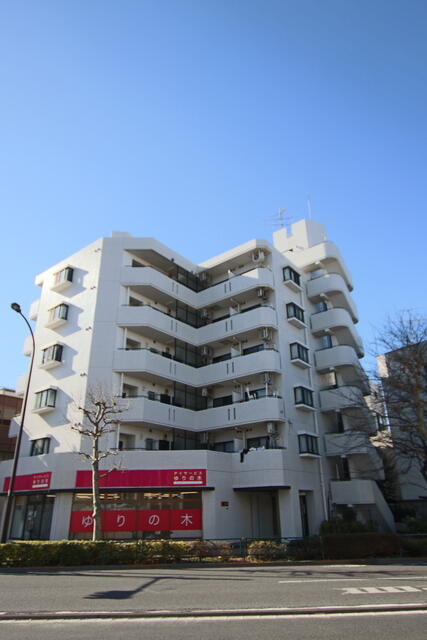 新宿区西落合4丁目のマンションの画像