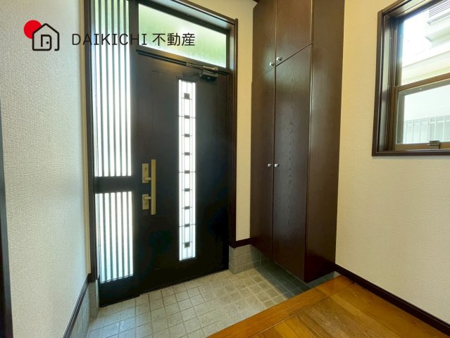 【玄関】 | 北本市東間7丁目　中古戸建