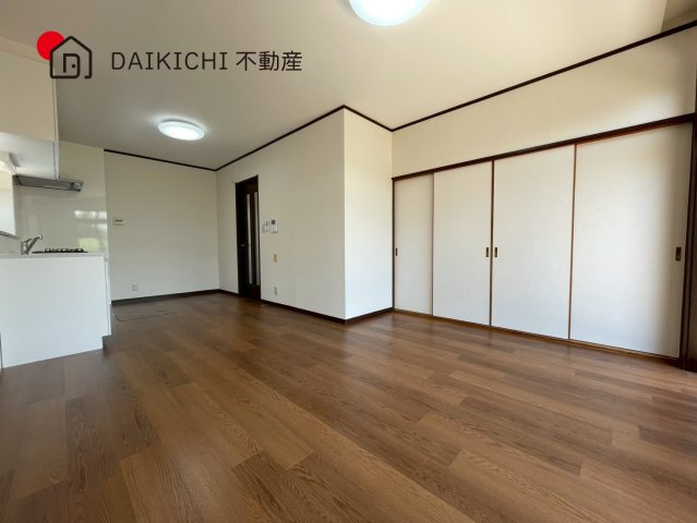【居間・リビング】 | 北本市東間7丁目　中古戸建