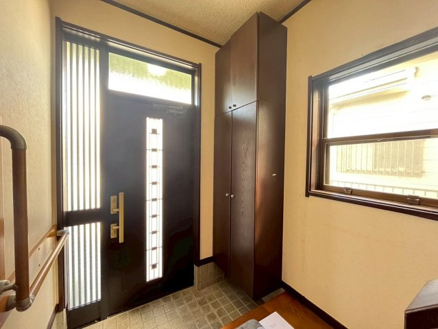 【玄関】 | 北本市東間7丁目　中古戸建