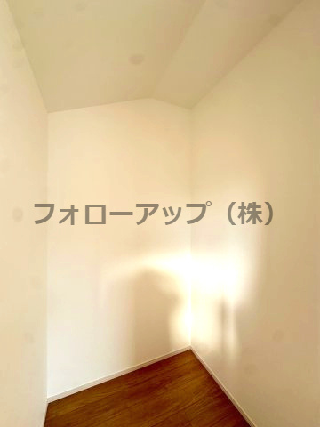 堺市西区浜寺諏訪森町東4号棟の収納|たっぷりとした収納スペースです