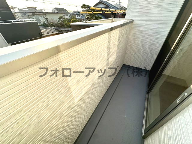 堺市西区浜寺諏訪森町東4号棟のバルコニー|陽当たり良好なバルコニーです