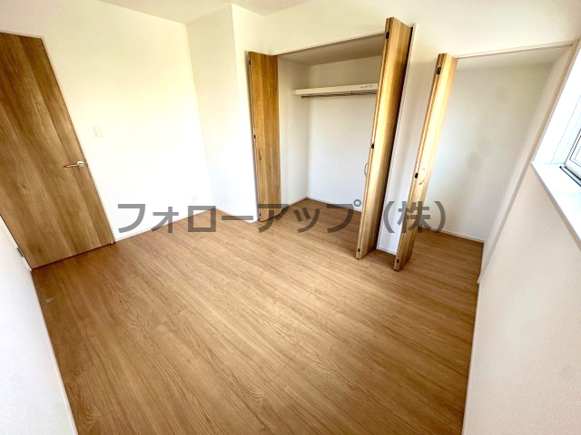 堺市西区浜寺諏訪森町東4号棟の洋室|スタンダードな洋室です