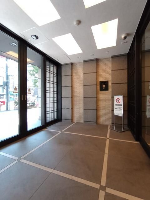 クレイシアＩＤＺ王子マークプレイスのエントランス