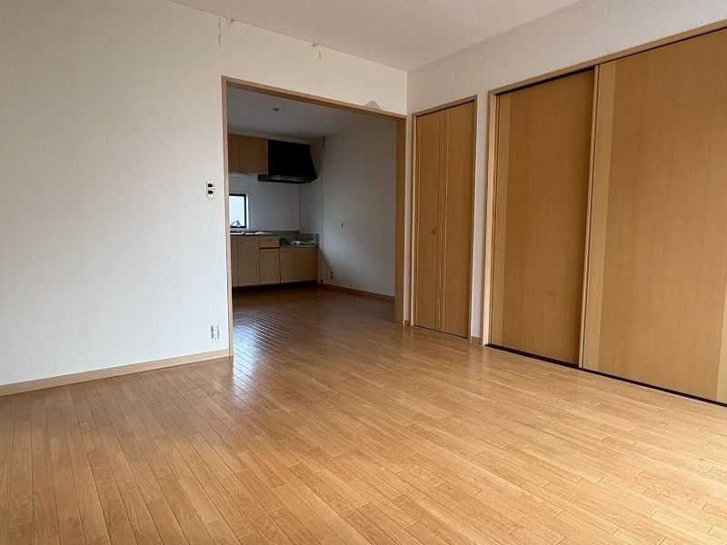 ユートピア今保B