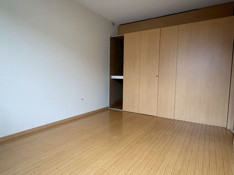 ユートピア今保B